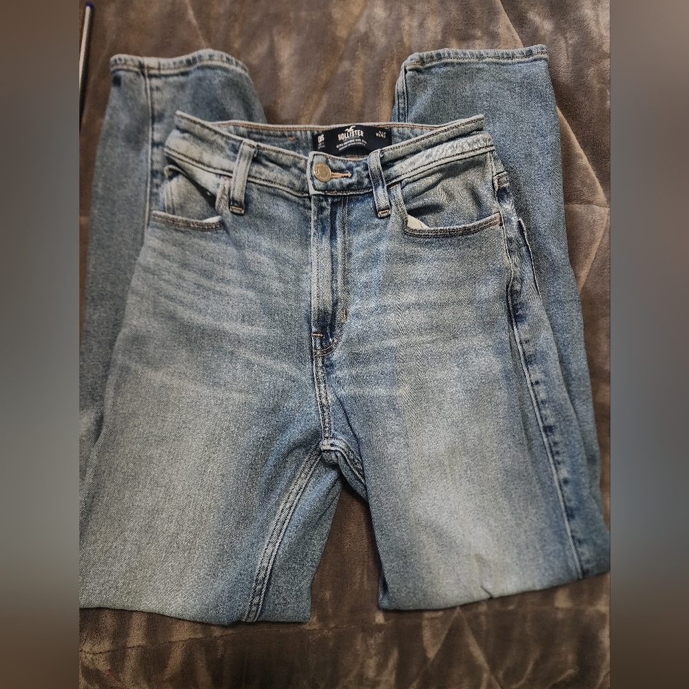 Womens Hollister jeans